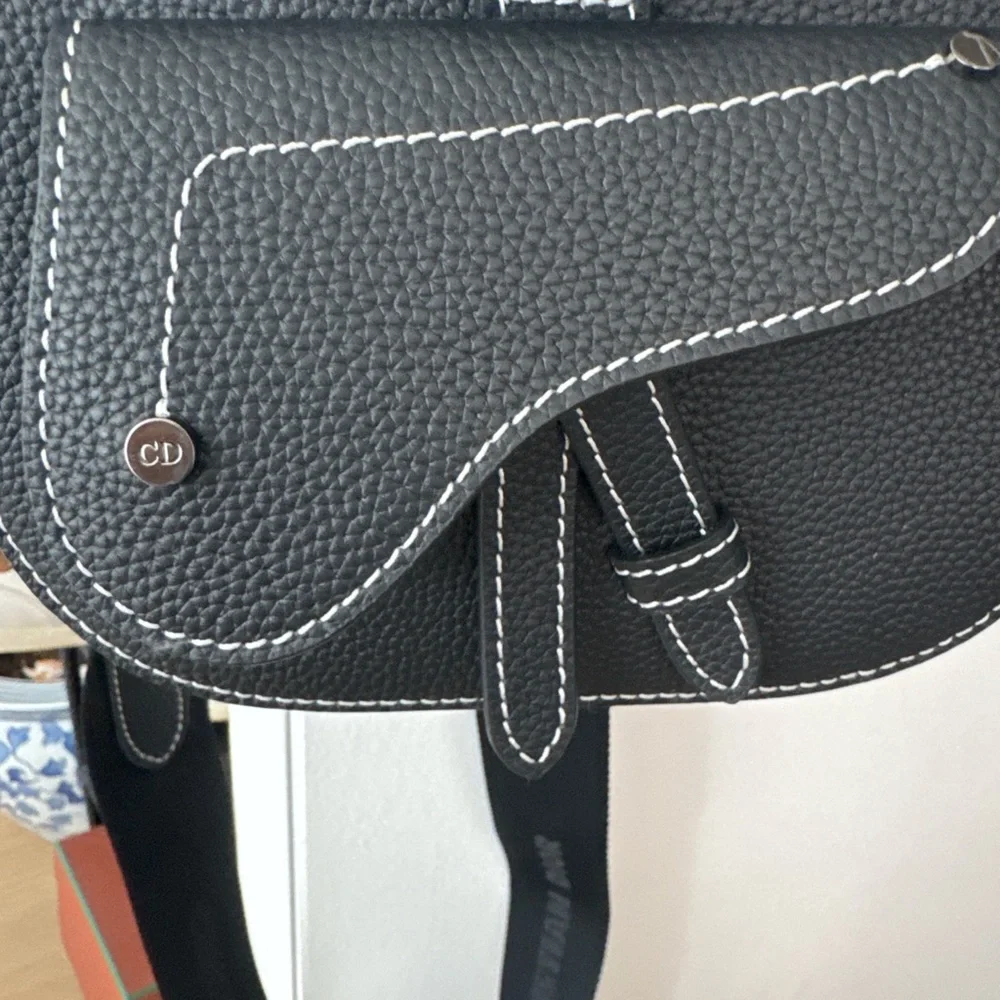 Dior Black Saddle Crossbody Bag with Silver Buckle - Picture 3 of 5
